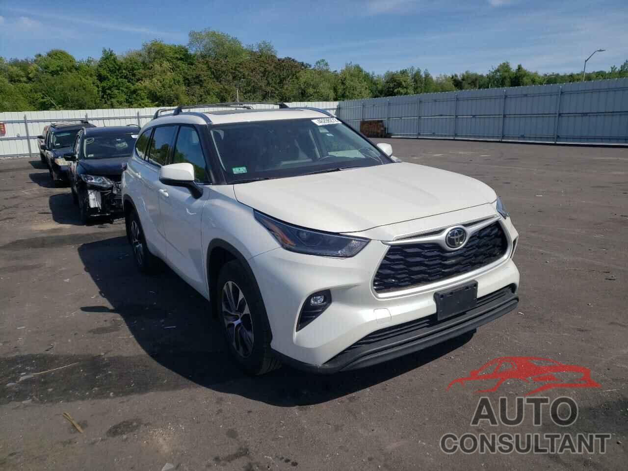 TOYOTA HIGHLANDER 2021 - 5TDGZRBH1MS075840