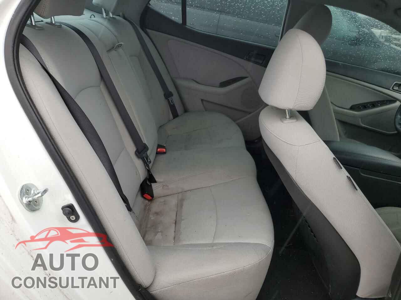 KIA OPTIMA 2015 - KNAGM4A71F5647019