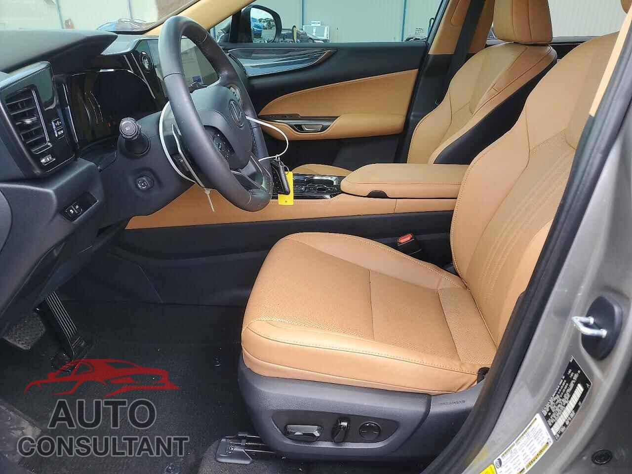 LEXUS UNKNOWN 2024 - 2T2GDCAZ1RC011010