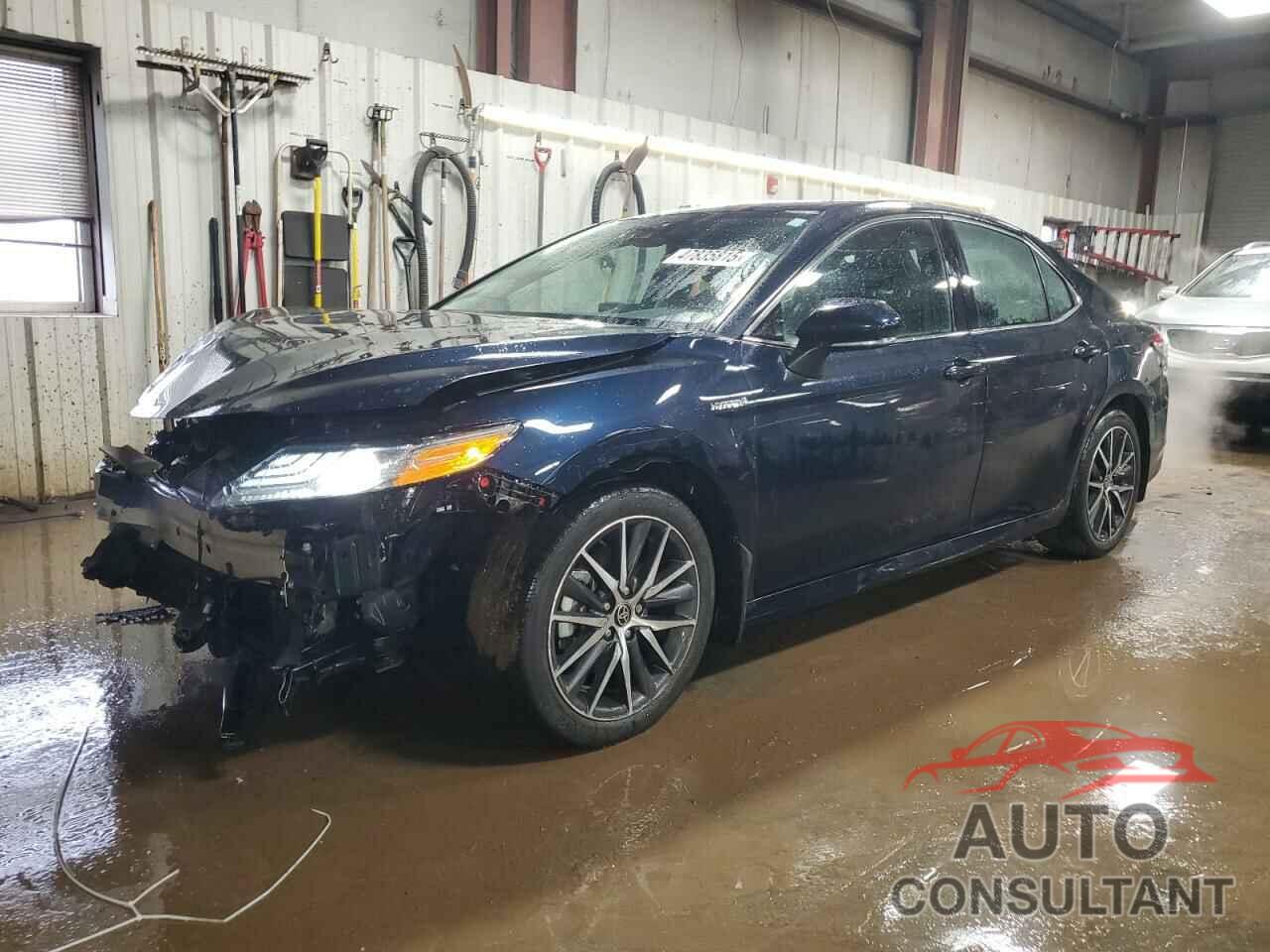 TOYOTA CAMRY 2021 - 4T1F31AK2MU558028