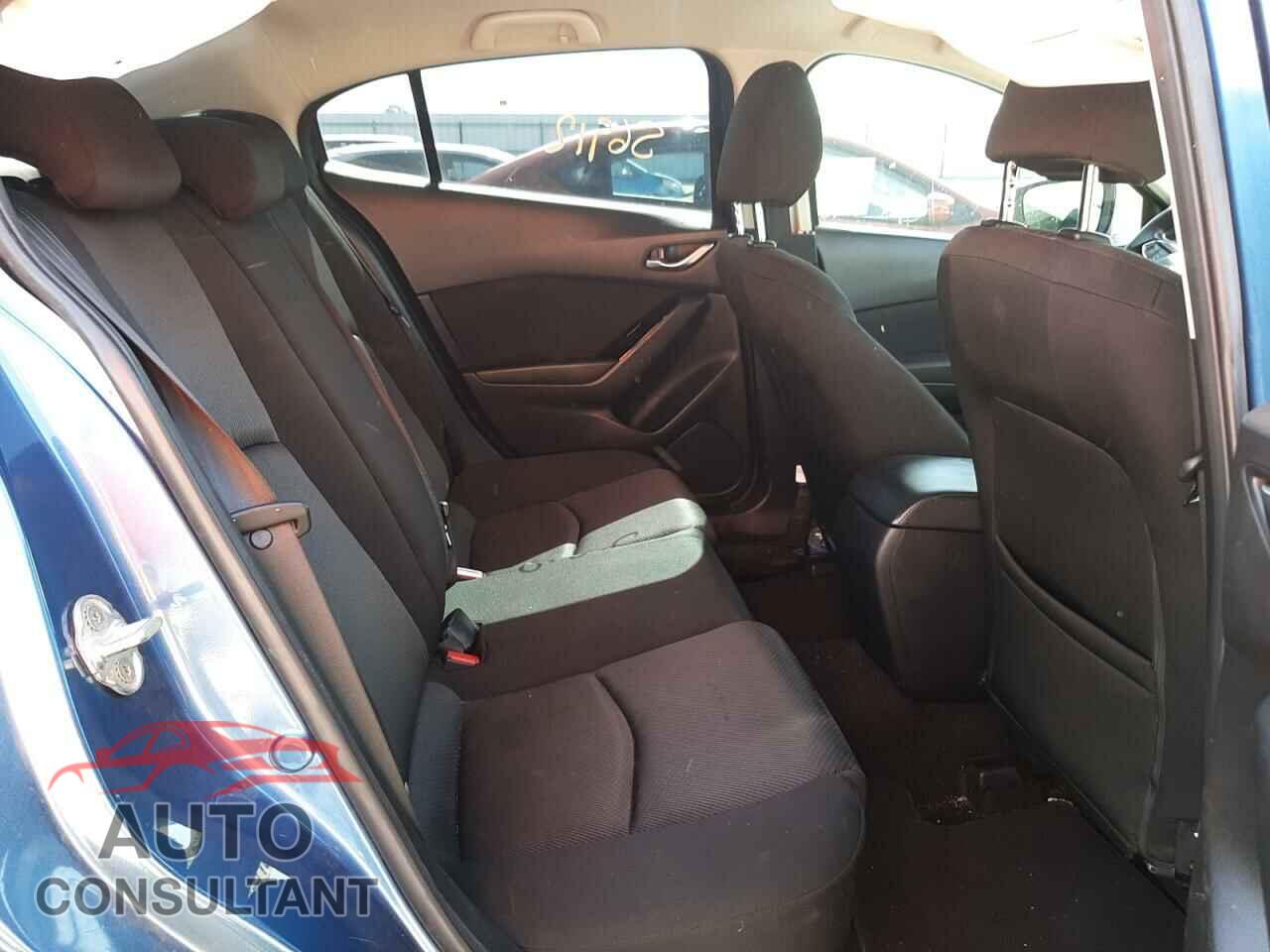 MAZDA 3 2017 - 3MZBN1U78HM108167
