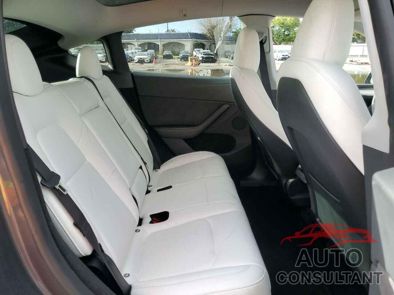 TESLA MODEL Y 2023 - 7SAYGDEE7PA211007