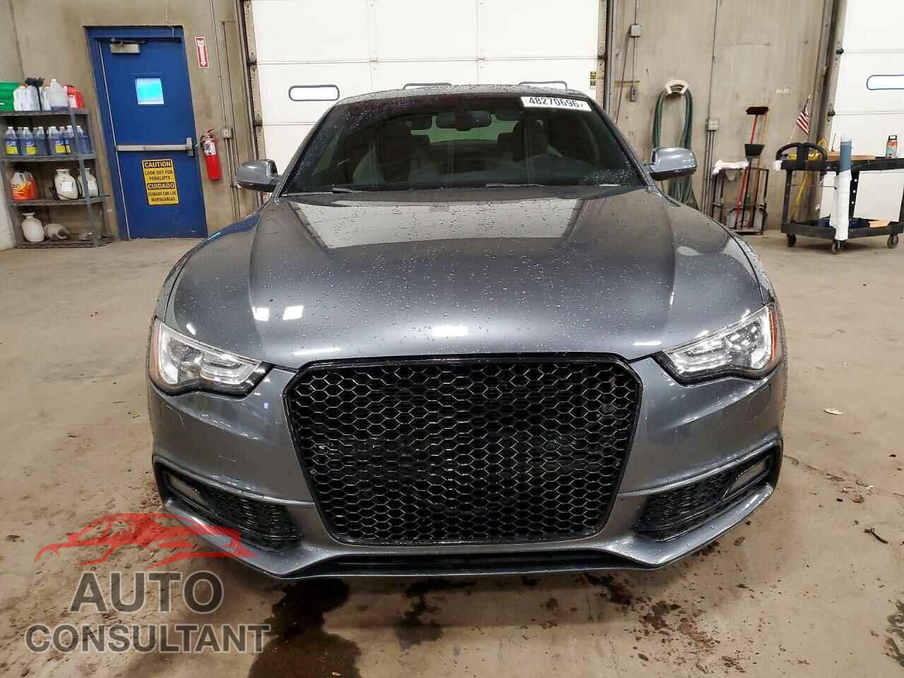 AUDI S5/RS5 2015 - WAUCGAFR2FA046045