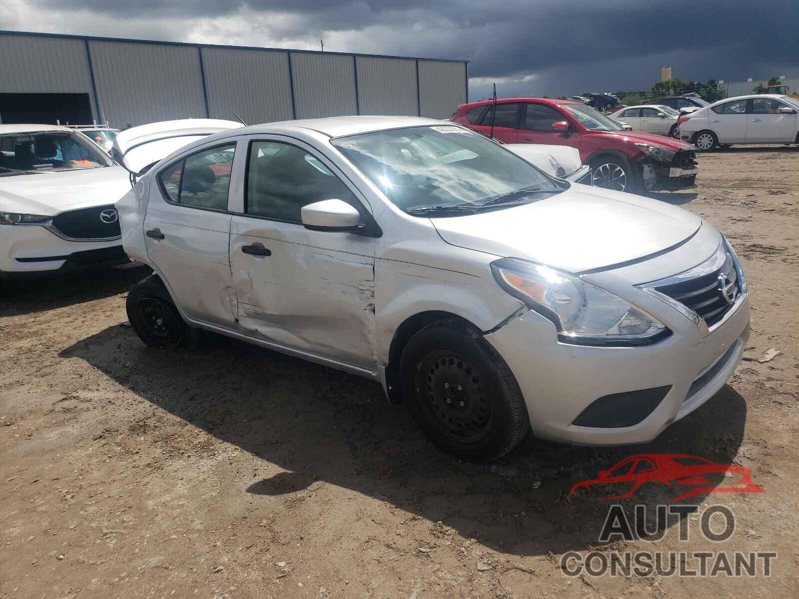 NISSAN VERSA 2017 - 3N1CN7AP9HL858992