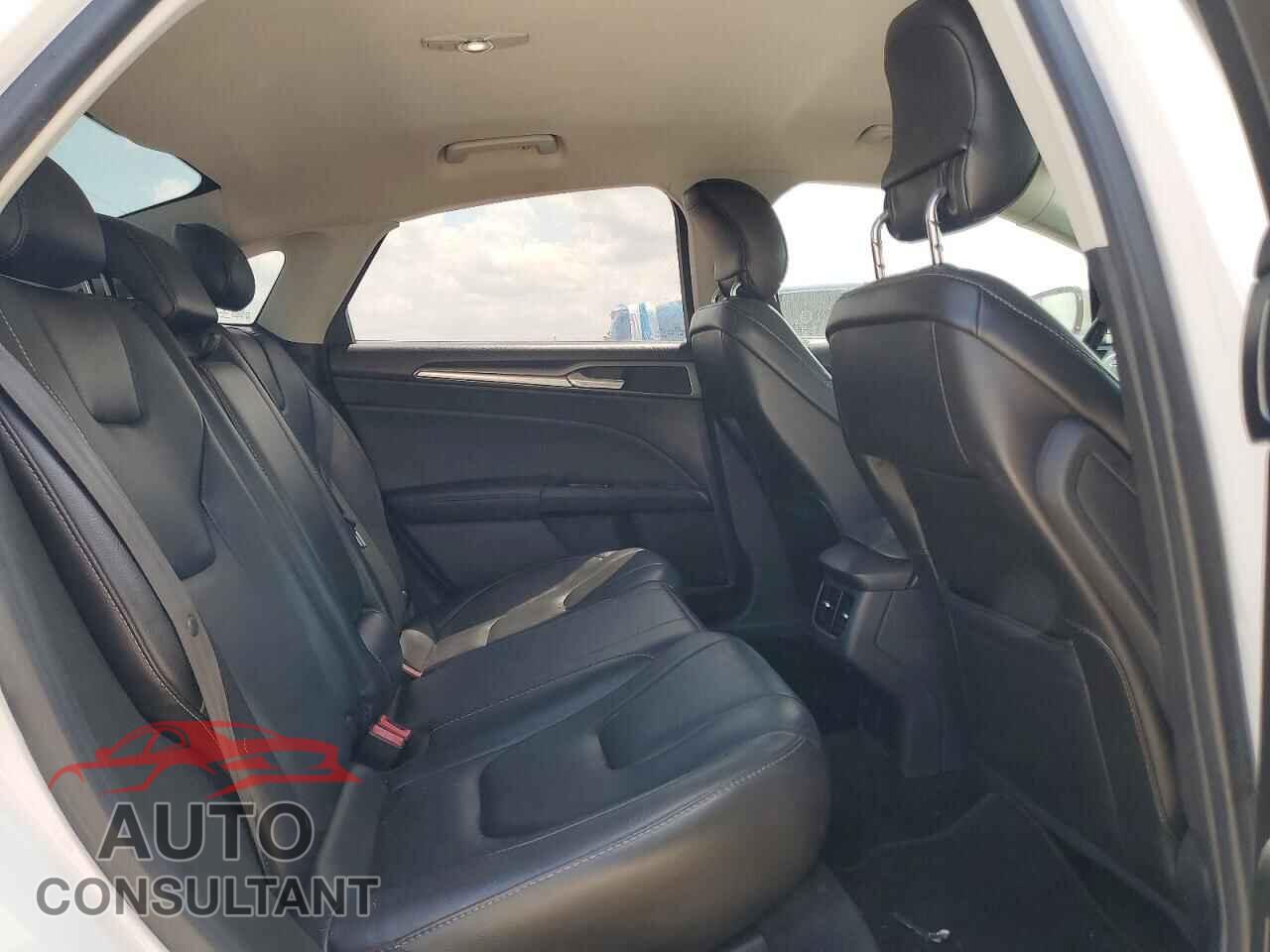 FORD FUSION 2013 - 3FA6P0K98DR303203