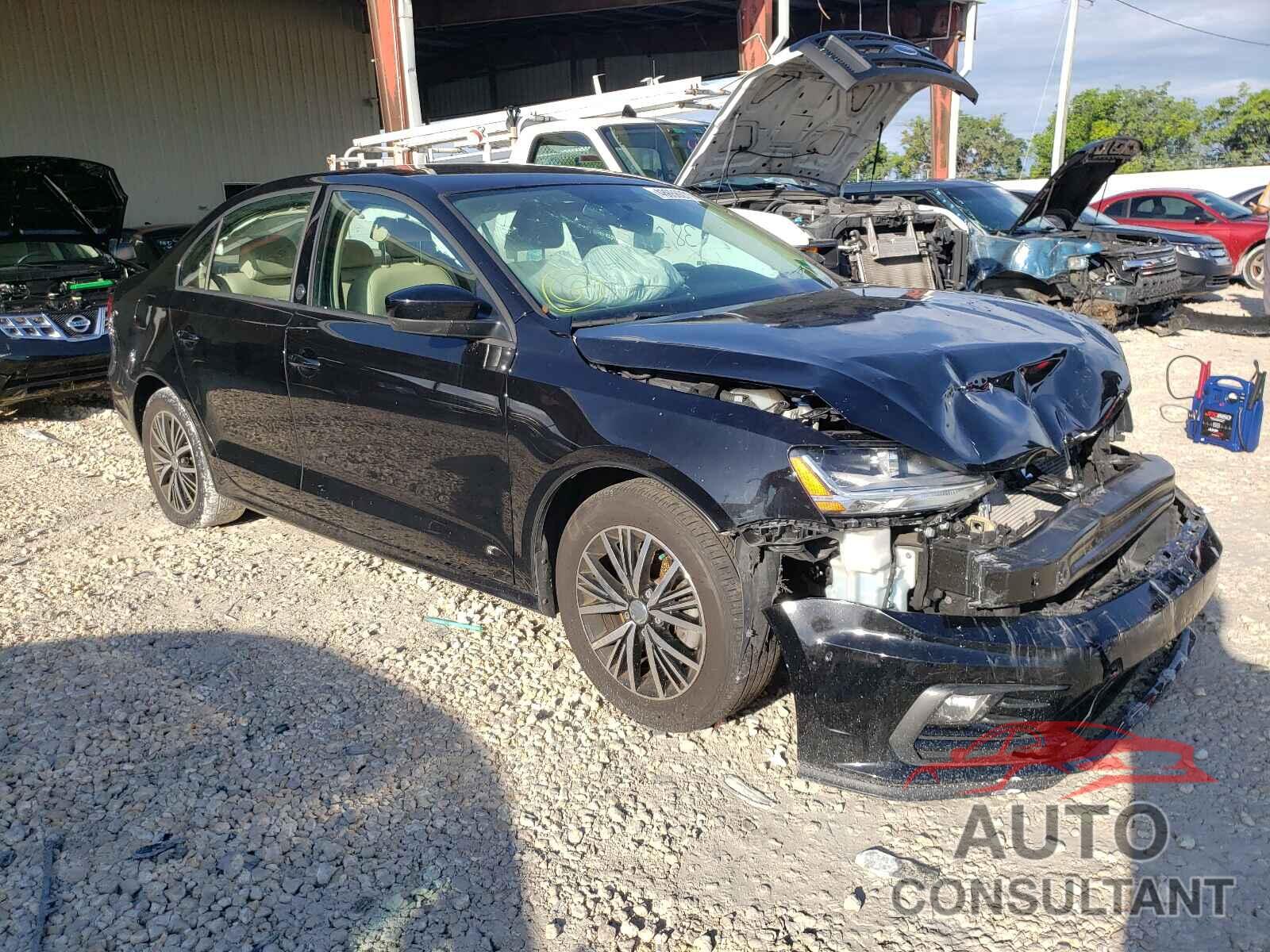 VOLKSWAGEN JETTA 2018 - 3VWDB7AJ1JM204300