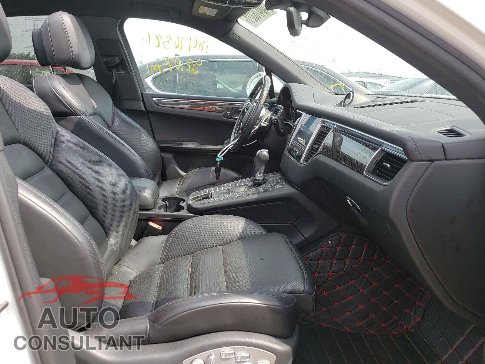PORSCHE MACAN 2017 - WP1AG2A55HLB51219