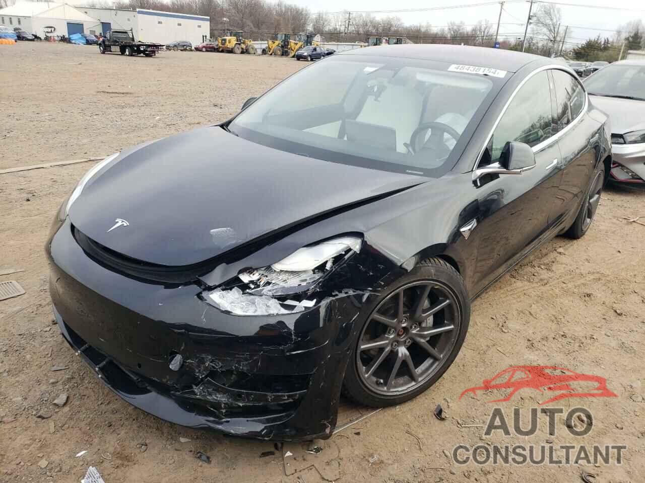 TESLA MODEL 3 2018 - 5YJ3E1EBXJF095927