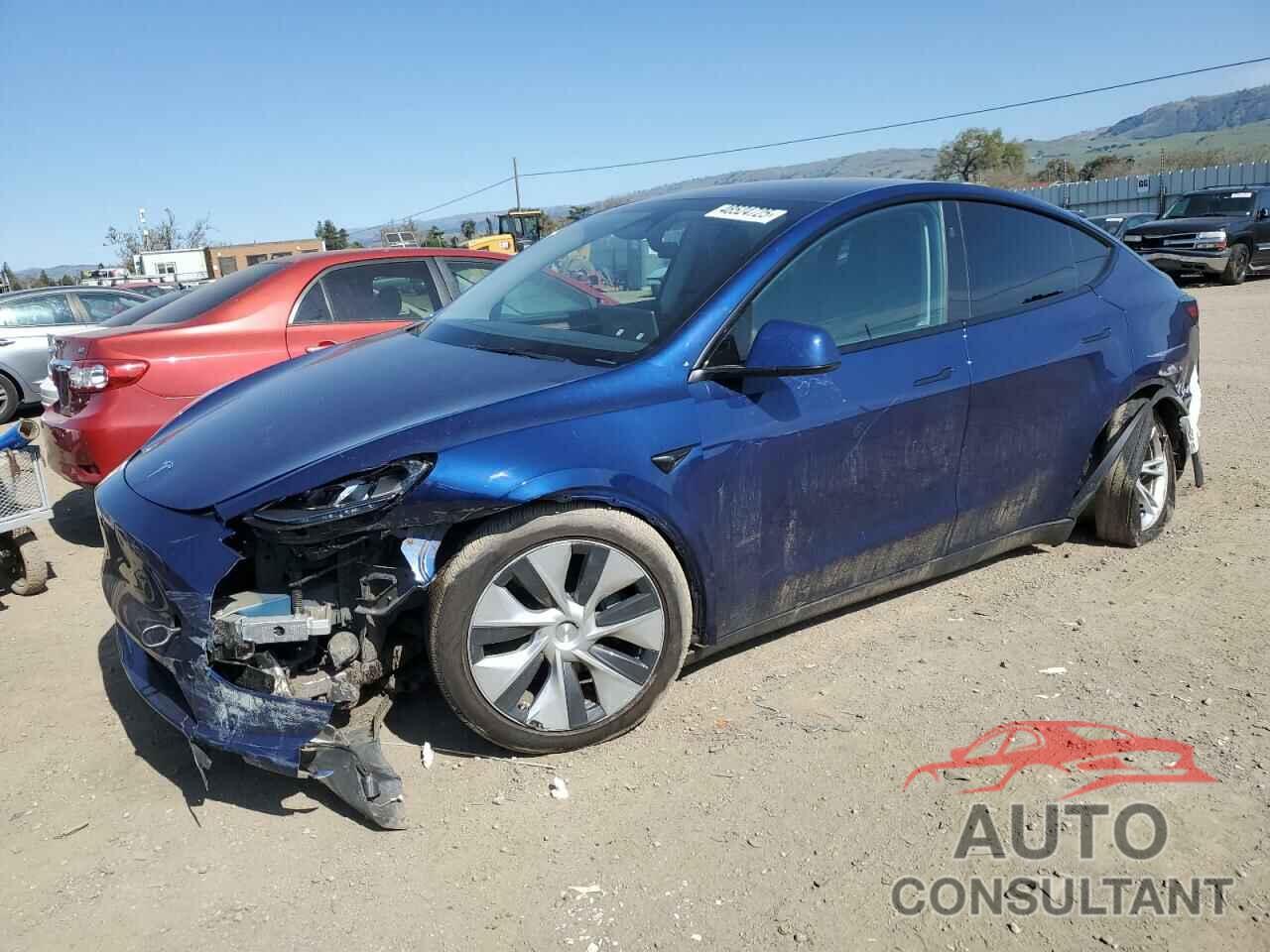 TESLA MODEL Y 2023 - 7SAYGAEE3PF828728