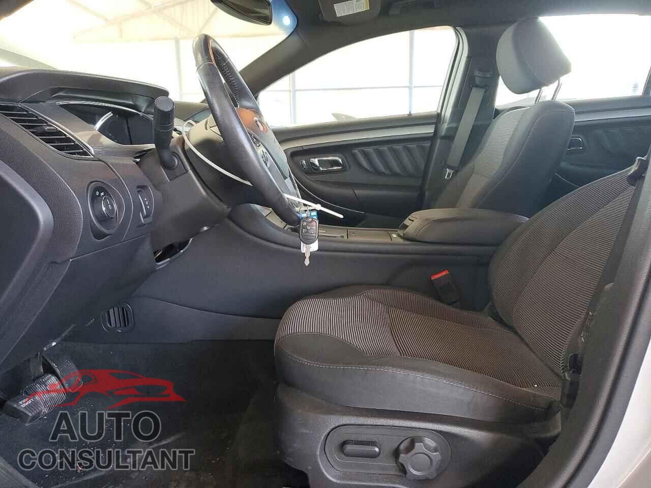 FORD TAURUS 2015 - 1FAHP2E86FG123106