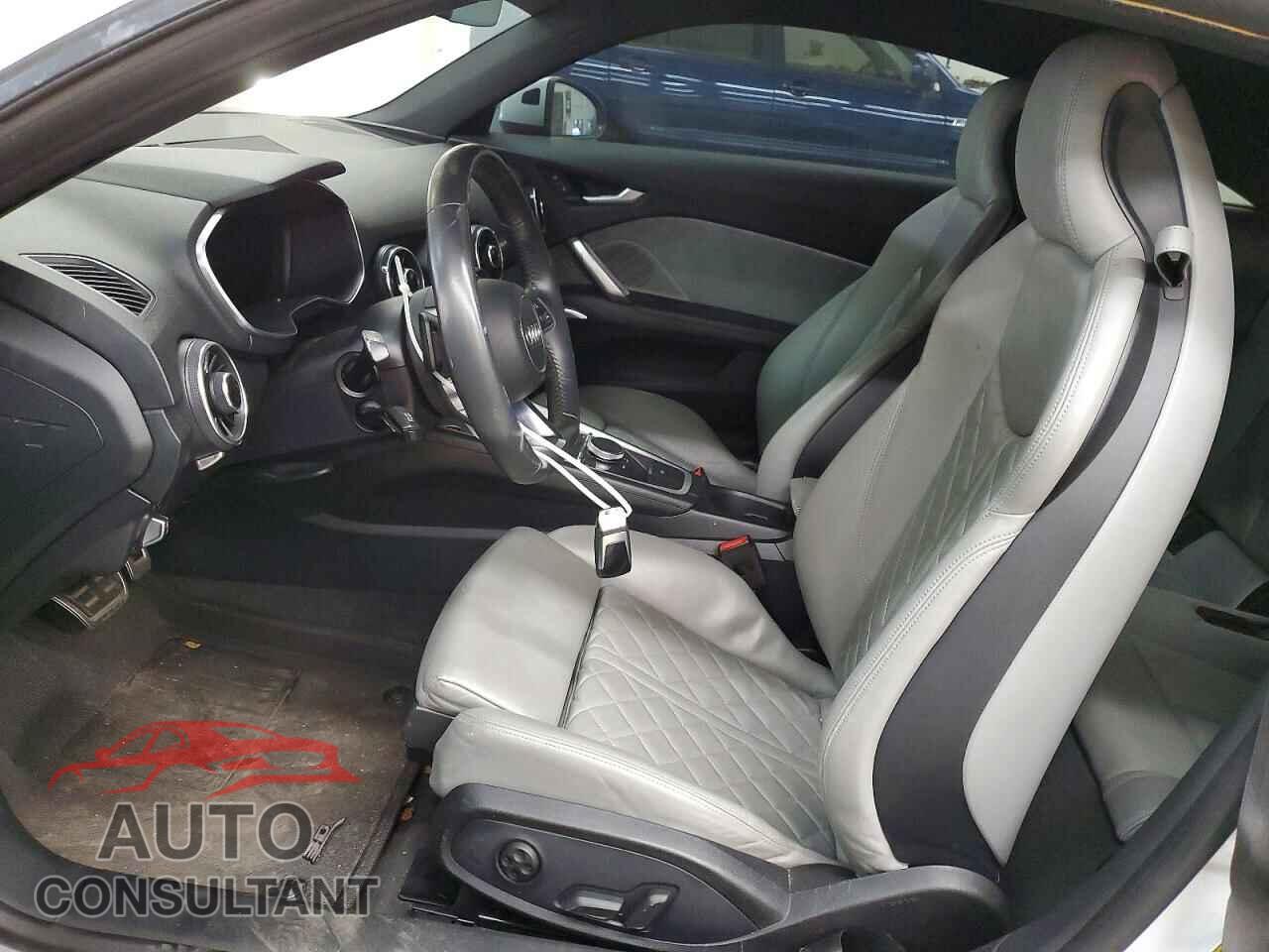 AUDI TT 2018 - TRUC5AFV0J1013906