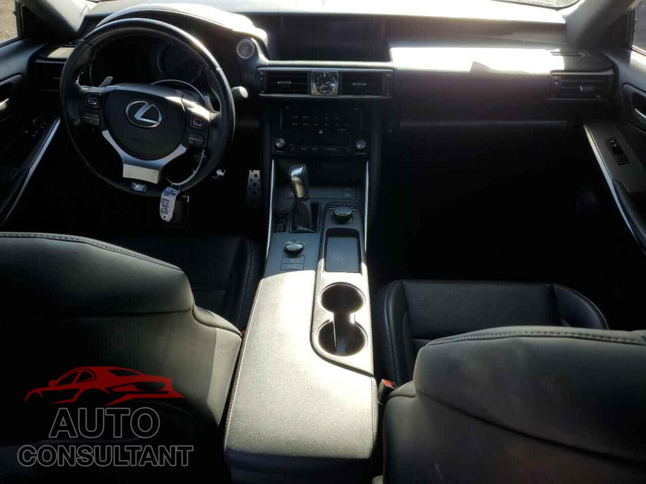 LEXUS IS 2017 - JTHBA1D25H5043589