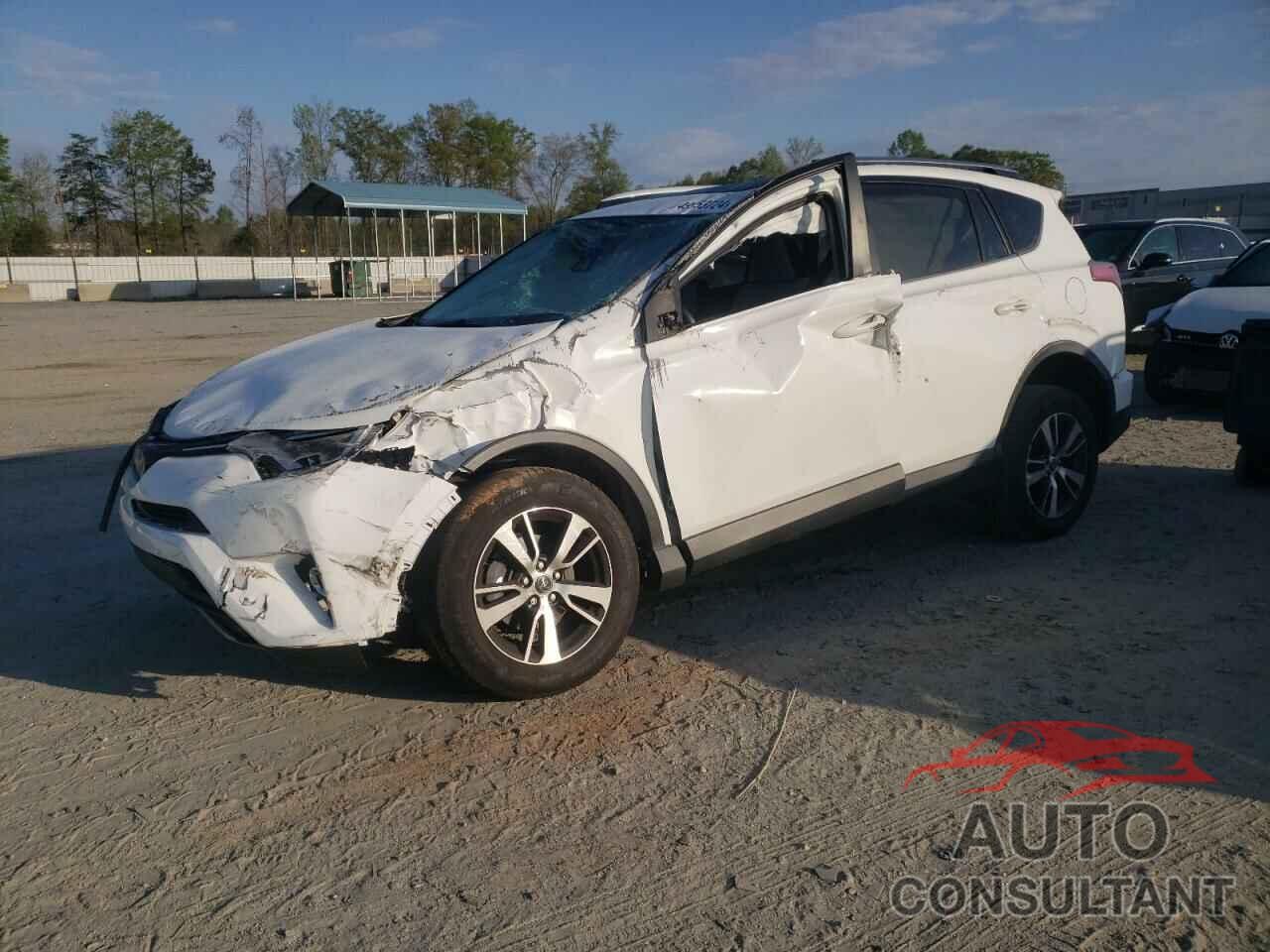 TOYOTA RAV4 2017 - JTMWFREV1HD104874