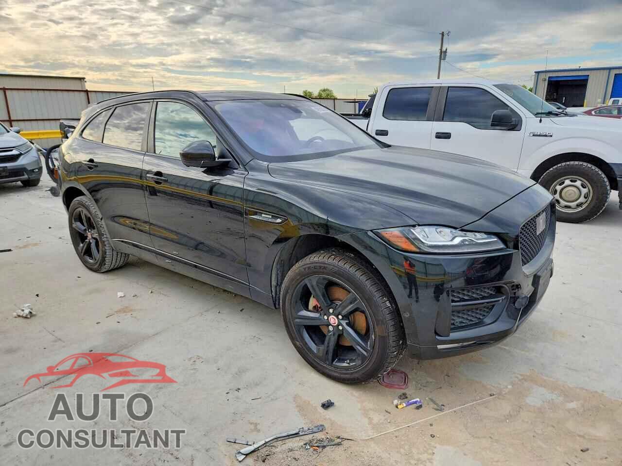 JAGUAR F-PACE 2017 - SADCL2BV5HA882981
