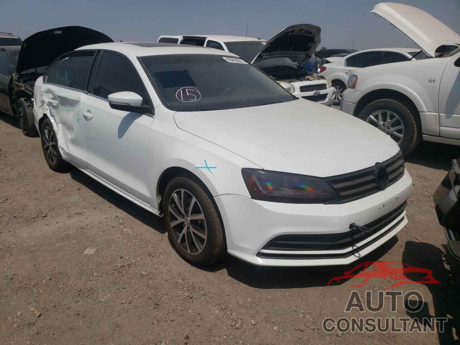 VOLKSWAGEN JETTA 2017 - 3VWB67AJ7HM374957