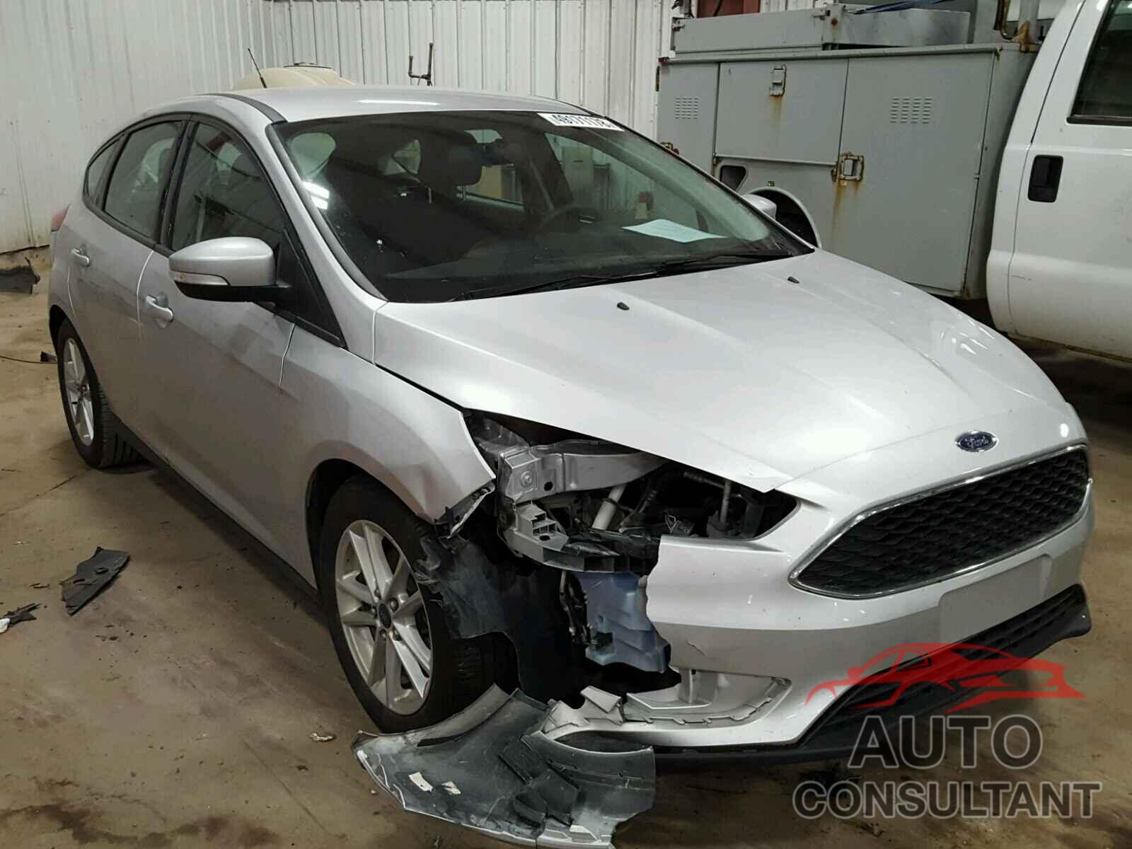 FORD FOCUS 2016 - 1FADP3K26GL247549