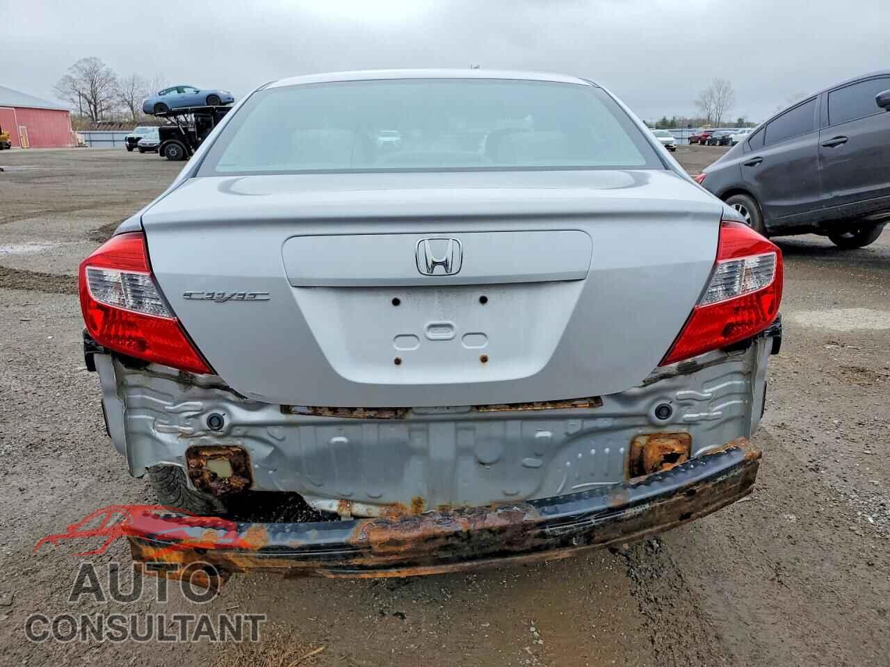 HONDA CIVIC 2012 - 2HGFB2E57CH050657