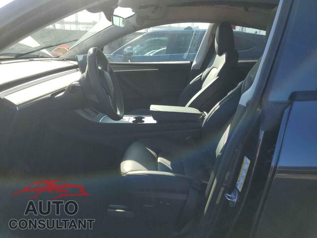 TESLA MODEL Y 2024 - 7SAYGDED4RF089588