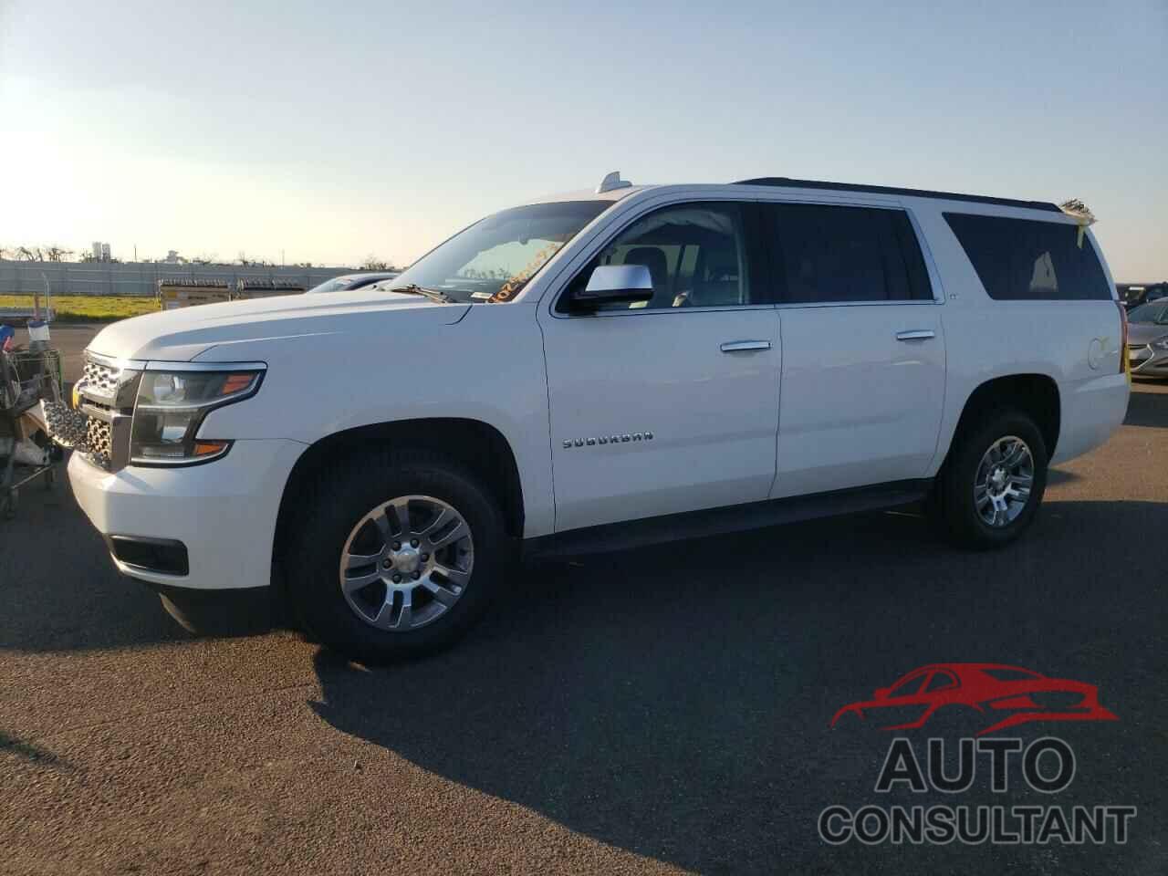 CHEVROLET SUBURBAN 2017 - 1GNSKHKC4HR141483