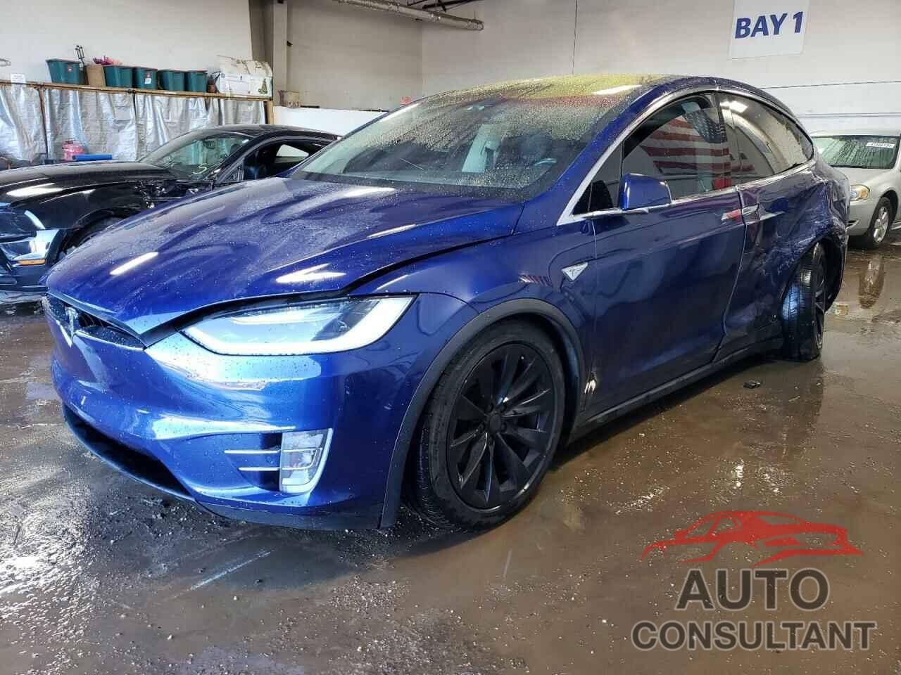 TESLA MODEL X 2016 - 5YJXCAE26GF005284