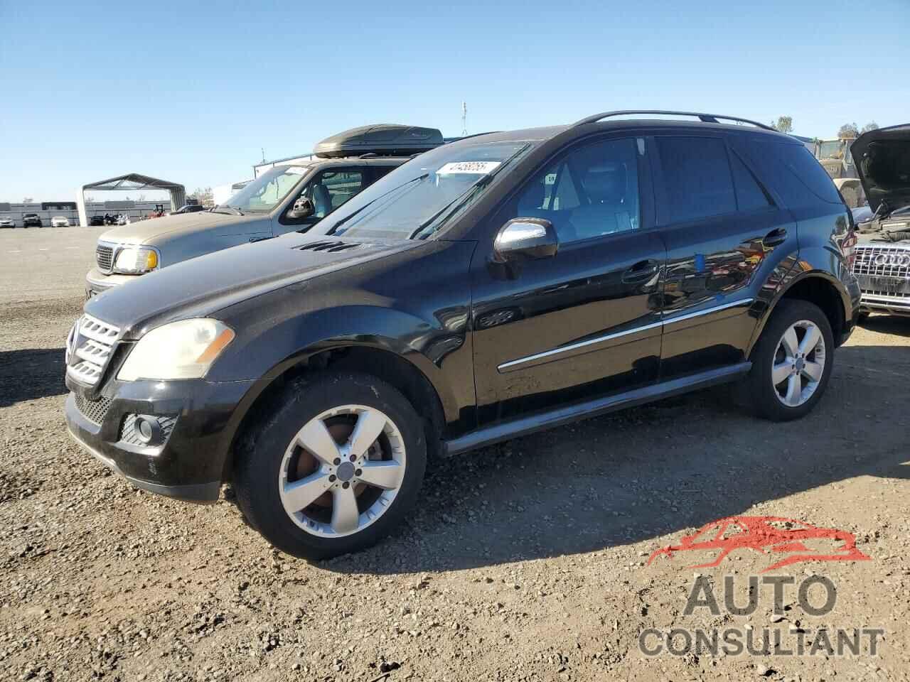 MERCEDES-BENZ M-CLASS 2009 - 4JGBB86E59A479233