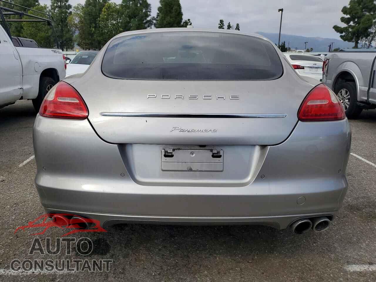 PORSCHE PANAMERA 2012 - WP0AA2A72CL018026