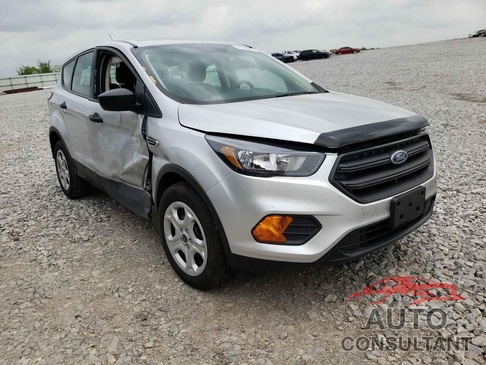 FORD ESCAPE 2018 - 1FMCU0F70JUD02254