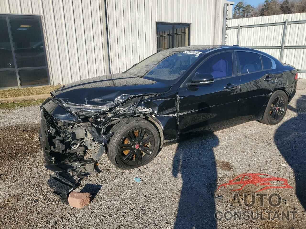 JAGUAR XE 2017 - SAJAD4BG1HA950918