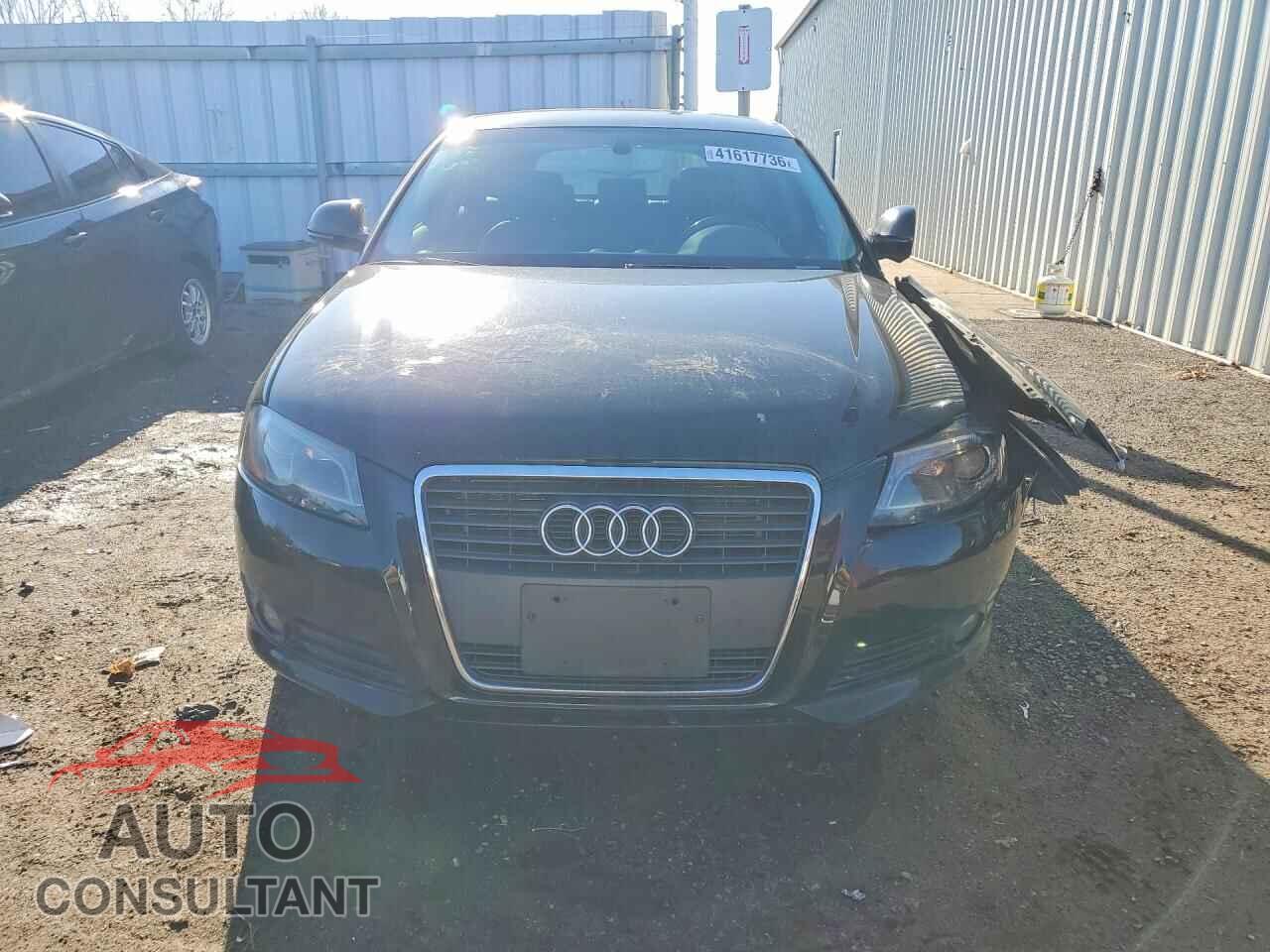 AUDI A3 2010 - WAUNFCFM2AA128152