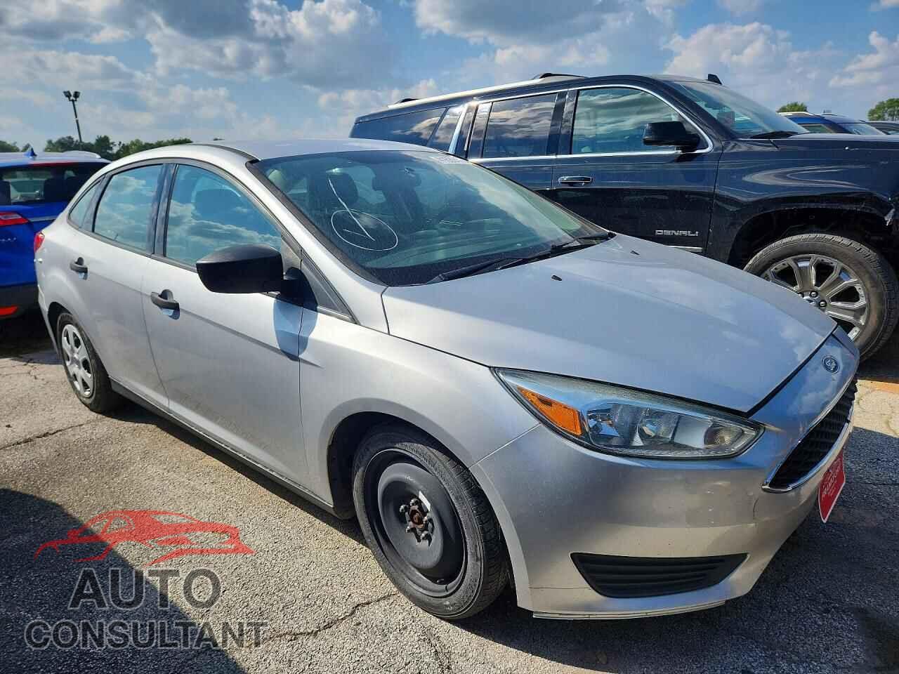 FORD FOCUS 2015 - 1FADP3E28FL355102