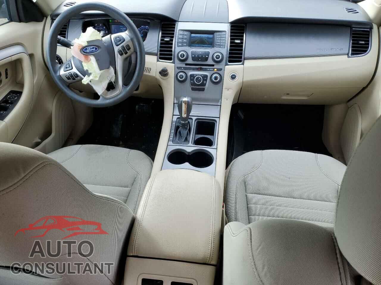 FORD TAURUS 2018 - 1FAHP2D85JG140960