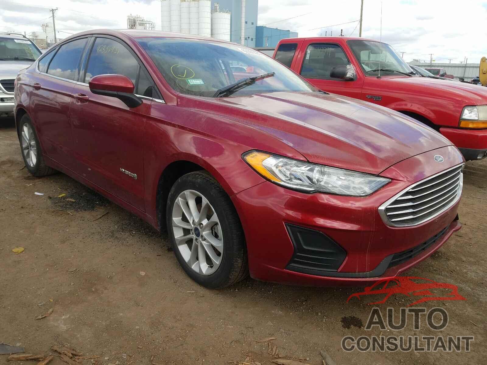FORD FUSION 2019 - 3FA6P0LU9KR220282