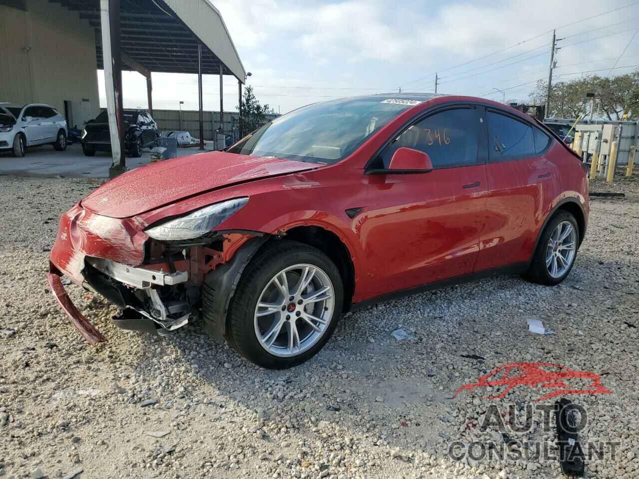 TESLA MODEL Y 2024 - 7SAYGDEE8RA216607