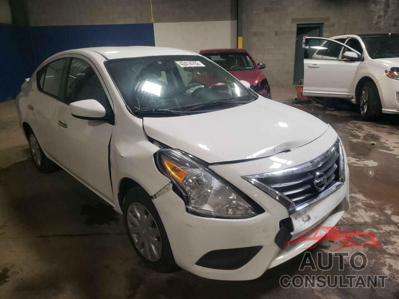 NISSAN VERSA 2017 - 3N1CN7AP3HL844375