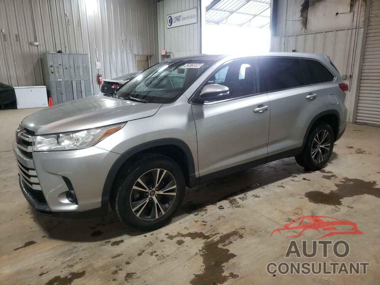 TOYOTA HIGHLANDER 2019 - 5TDZARFH9KS043645