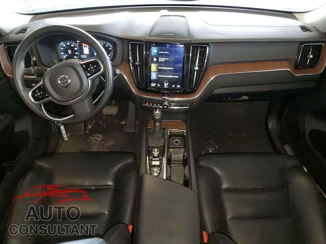 VOLVO XC60 2019 - LYV102RL3KB327348