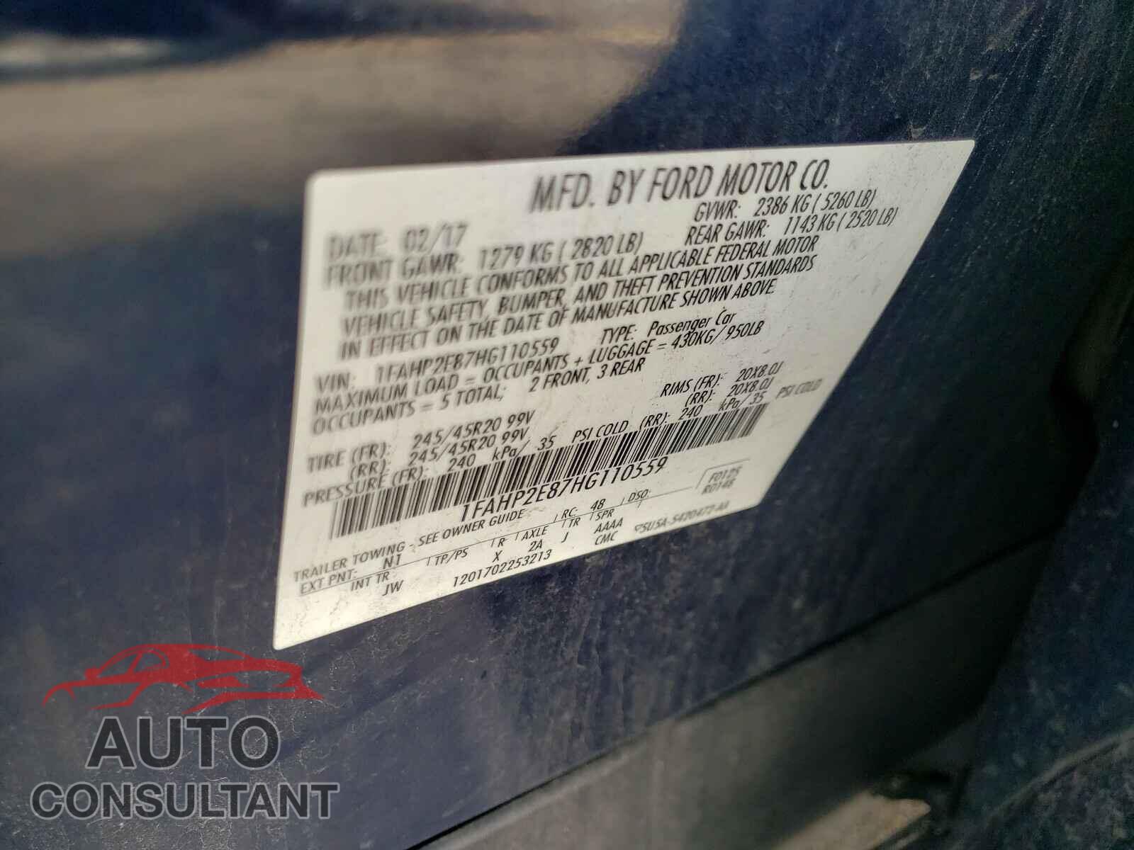 FORD TAURUS 2017 - 1FAHP2E87HG110559