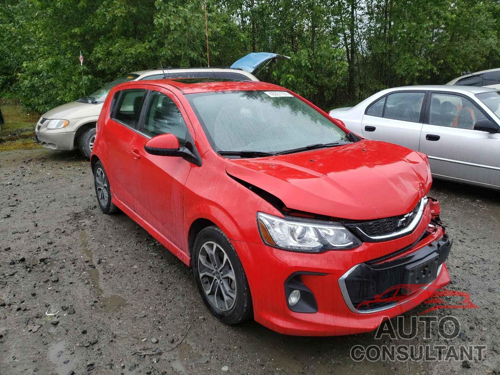 CHEVROLET SONIC 2018 - 1G1JD6SB7J4110122