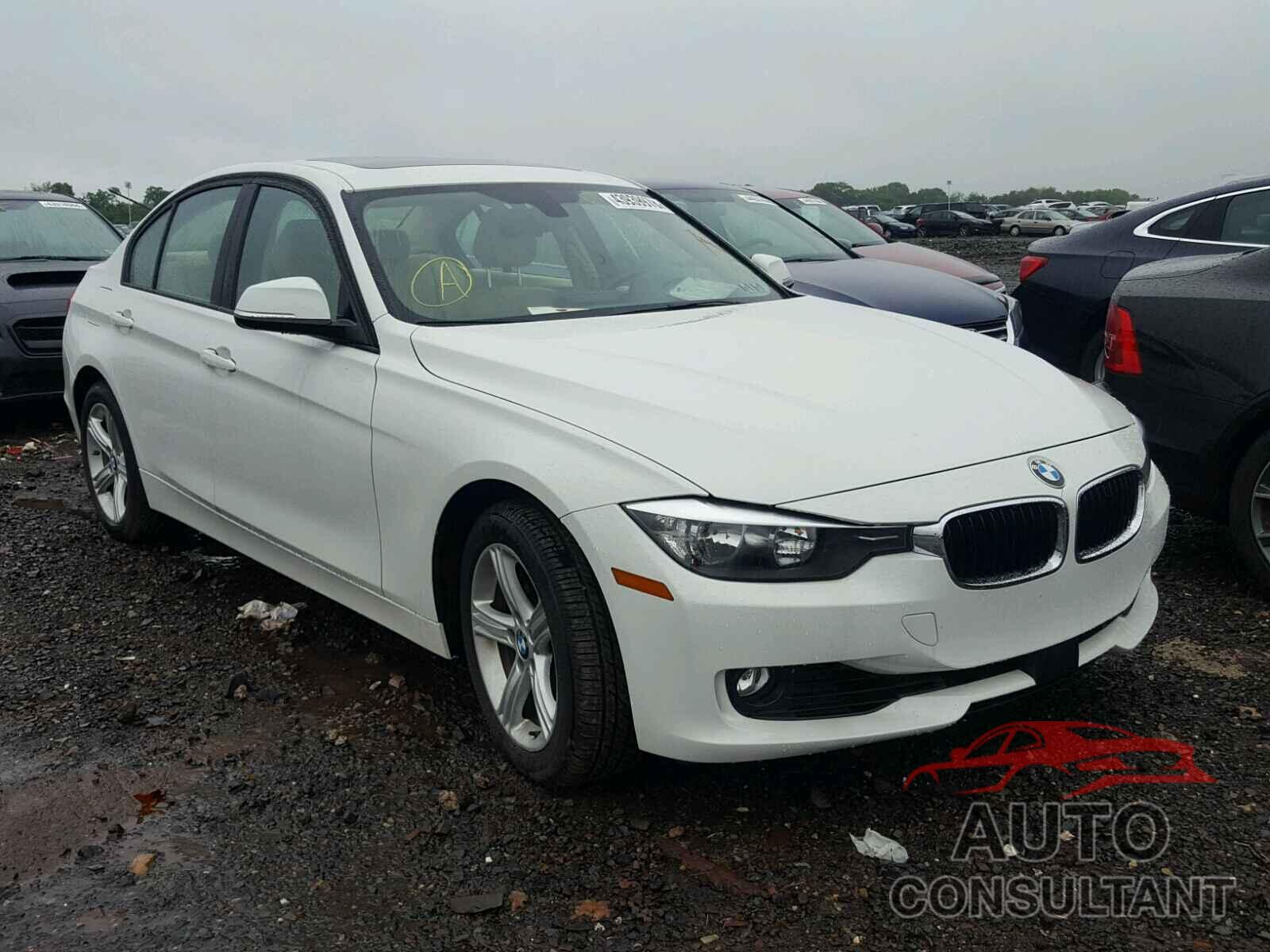 BMW 3 SERIES 2013 - WBA3B5G55DNS05194