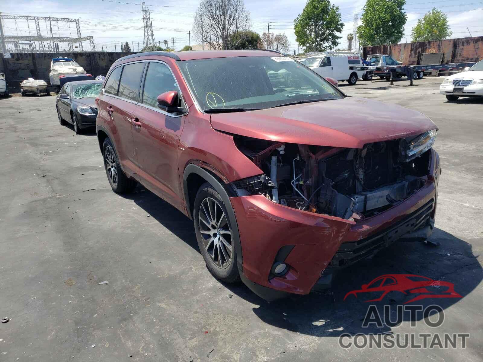 TOYOTA HIGHLANDER 2018 - 5TDKZRFH1JS526734