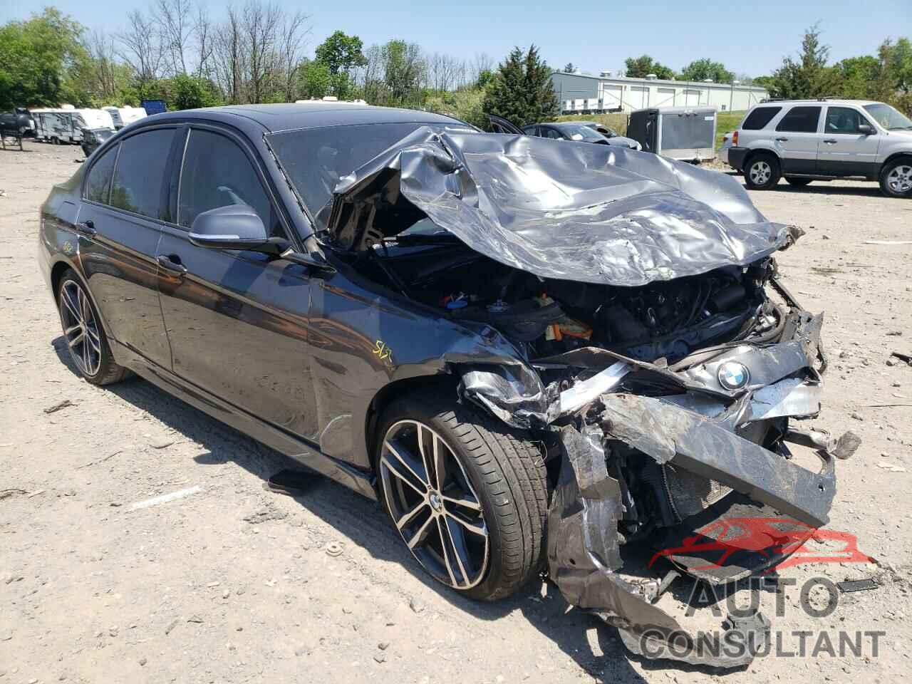 BMW 3 SERIES 2018 - WBA8B3G50JNU36834