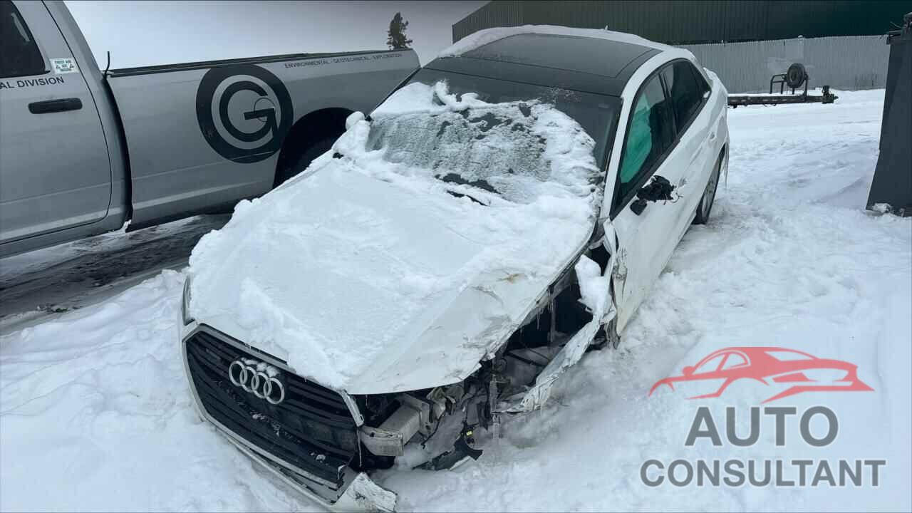 AUDI A3 2018 - WAUB8GFF3J1082966