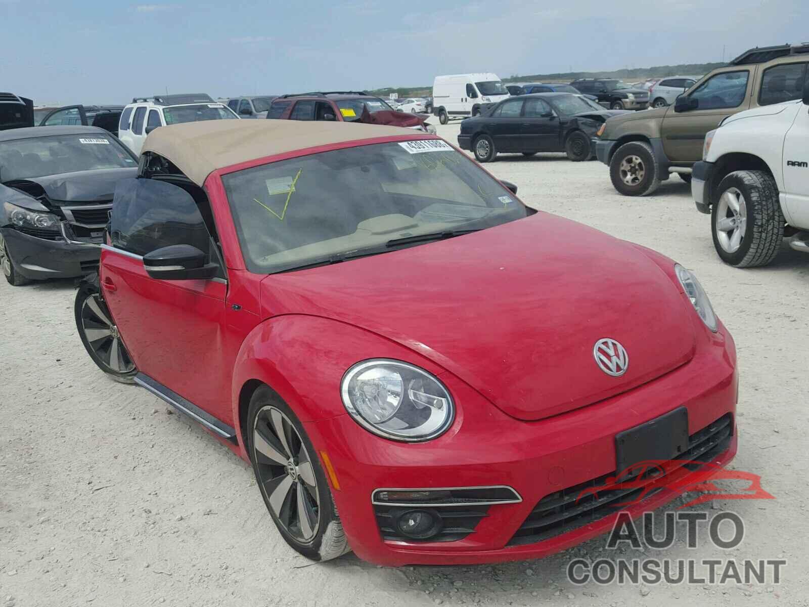 VOLKSWAGEN BEETLE 2015 - 3VW7S7AT0FM802027