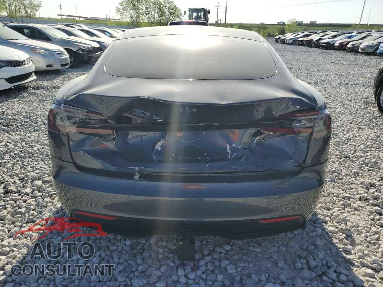 TESLA MODEL S 2021 - 5YJSA1E57MF438845