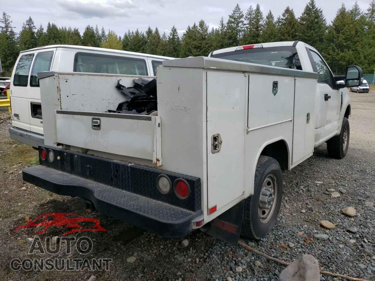 FORD F250 2017 - 1FDBF2B67HEF40640