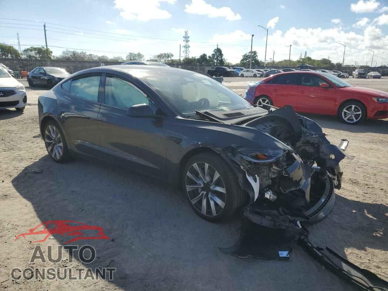 TESLA MODEL 3 2024 - 5YJ3E1EA2RF752321