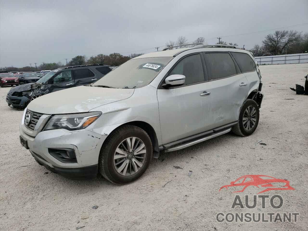 NISSAN PATHFINDER 2018 - 5N1DR2MN5JC654125