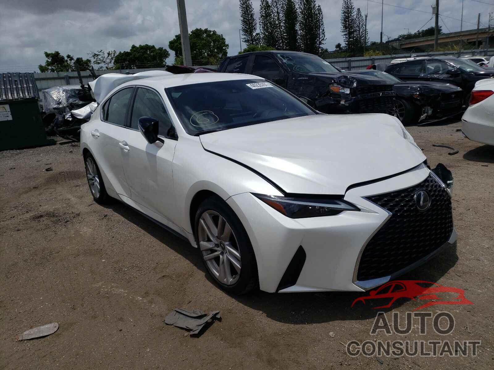 LEXUS IS 2021 - JTHAA1D2XM5113755