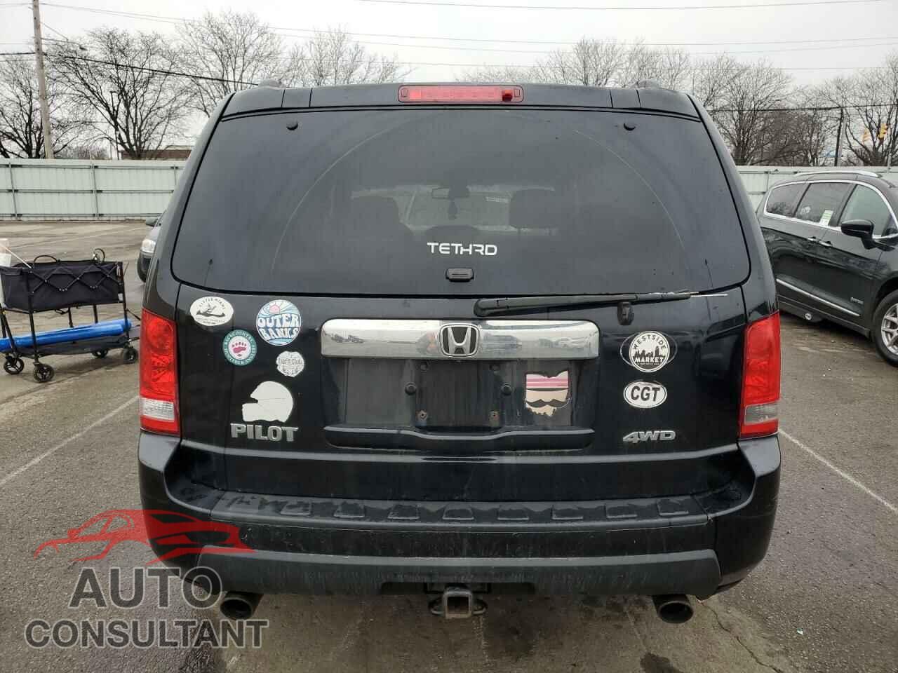 HONDA PILOT 2011 - 5FNYF4H72BB006090