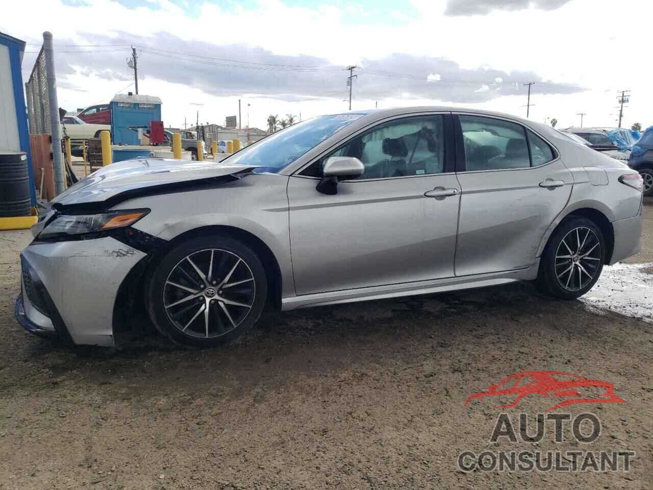 TOYOTA CAMRY 2021 - 4T1G11AK1MU521630